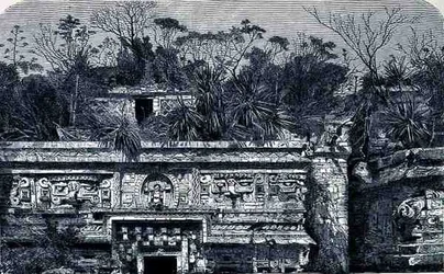 Edificio del templo al este del convento en Chichen Itza, de Las ciudades antiguas del Nuevo Mundo, por Claude-Joseph-Desire Charnay, pub. 1887
